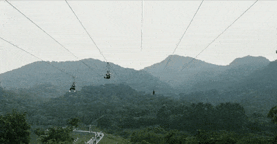 惊险刺激的白云飞索,上下落差200米,敢约不?体验一次心跳加速的感觉