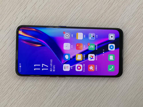 躺鸡萌妹实测:OPPO K3远离卡顿无烦恼