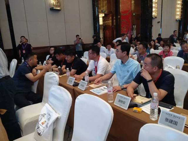 黑龙江比优特商贸集团董事长孟繁中获得2019中国社区商业年度风尚人物