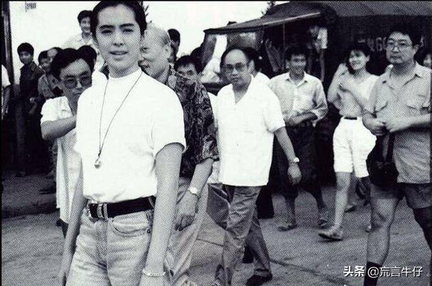 1992年的安徽,25岁的王祖贤回老家舒城县祭祖