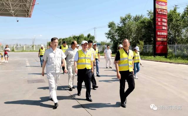 宣讲检查团一行15人在自治区应急管理厅新闻宣传处处长吴凡奎的带领下