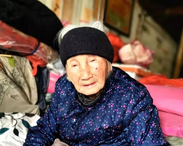 西店镇团堧洪惠妹和吉山钱胎女 | 百岁老人肖像录(19)