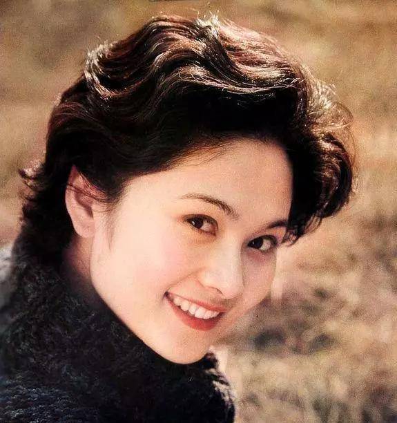 五十多张七八十年代明星老照片,你记得他们的名字吗?谁最美?