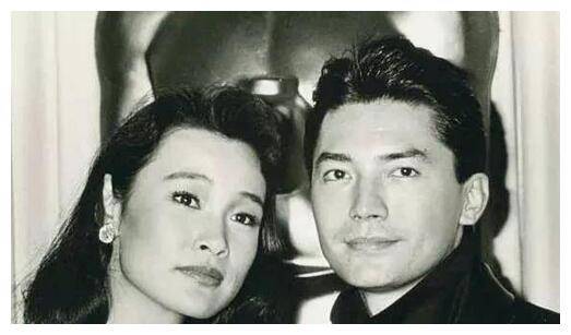 绝代美男尊龙,竟是孤儿出身,他爱一个女星被拒