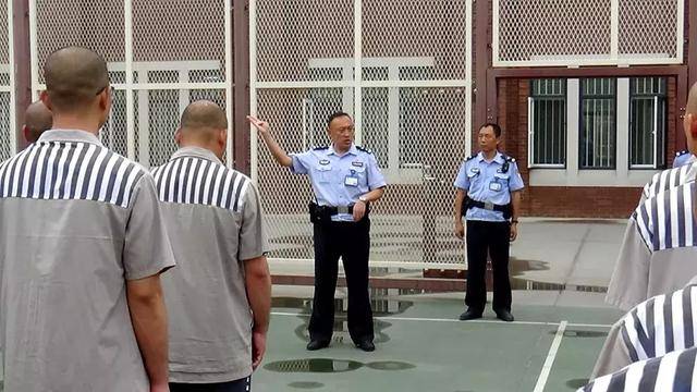 市司法局,市监狱局一行到天津市监狱,对"扫黑除恶"专项斗争落实的工作