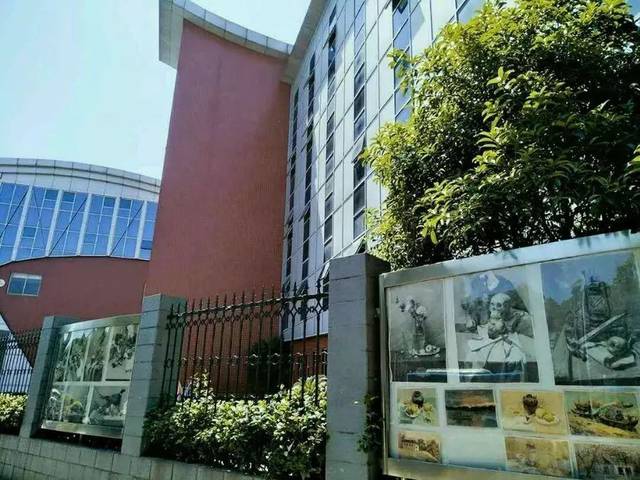 2019年长沙艺术学校是公办,民办学校