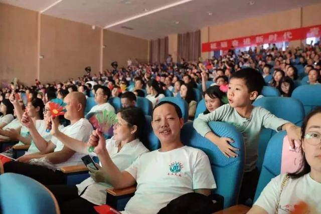 【唱响青春】岳池县举行歌颂祖国唱响青春大