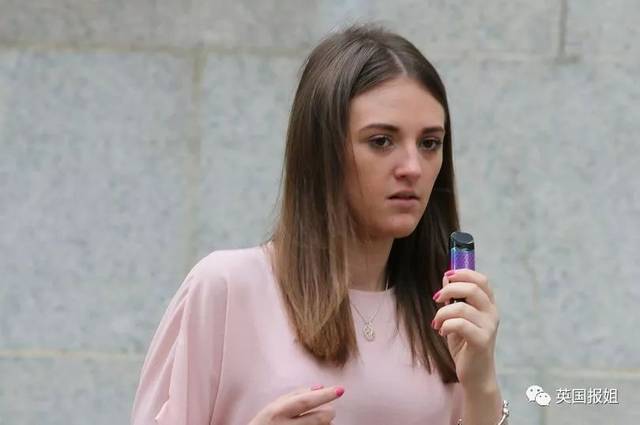 因为抢了小儿子女友,英国父亲带着一家九口组团砍人?