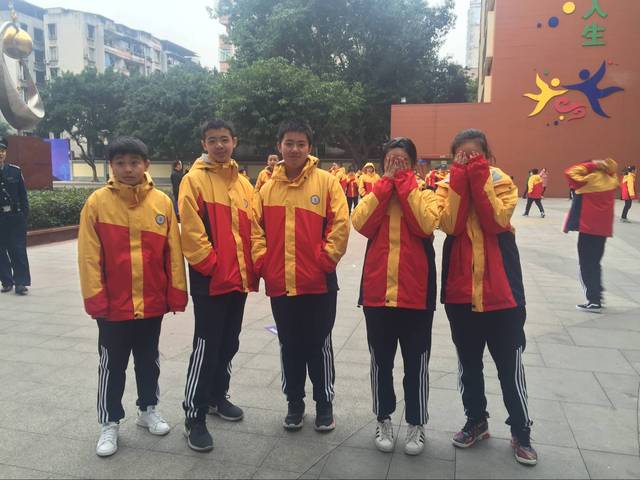 学校定制校服多少才算合适,校贝贝校服科普贴看好了