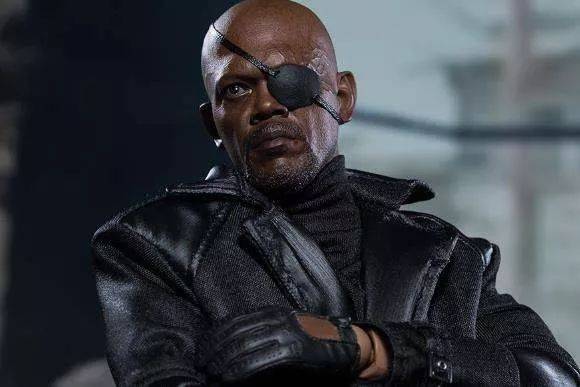 《蜘蛛侠:英雄远征》中,假弗瑞局长为何听能得