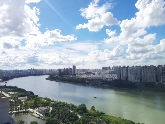 实打实的一线江景,景观视野极好