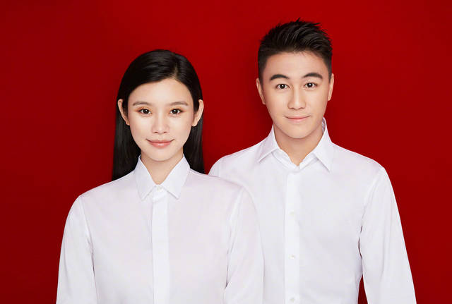 奚梦瑶官宣结婚照!何猷君p图太狠变斗鸡眼,刘