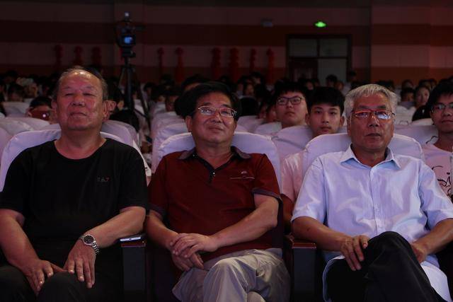 青春不散场 前途无限量,长葛市求实中学2019届毕业典礼