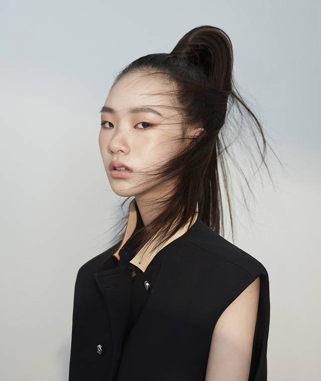 小S大女儿被狂夸,但最漂亮的老二却遭妈妈冷落