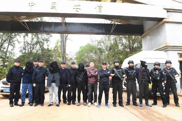 重庆警方摧毁涉黑跨国贩毒集团:运毒人员不配合被活活