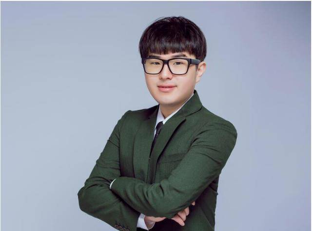 AP强还是AD强?金灿毅多次实验后,奇亚娜最强