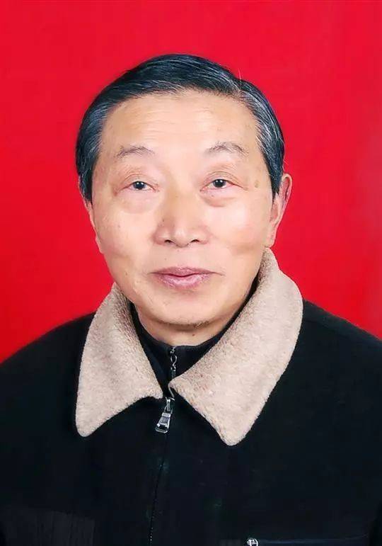 周明弟,男,汉族,1942年11月出生,中共党员,洪雅县关工委副主任.