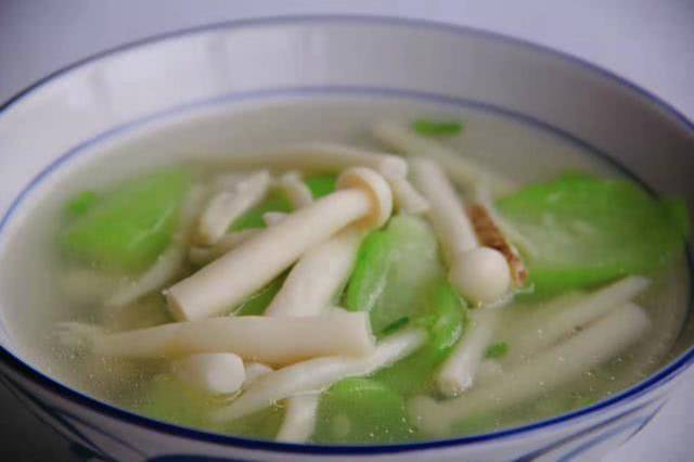 以上是好食光厨房做的【丝瓜白玉菇汤】分享,如果你对这道菜有什么不