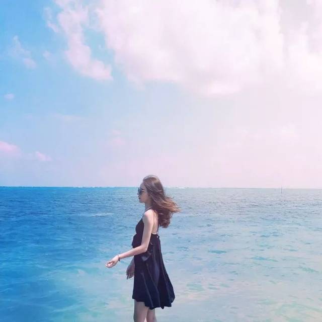 女生海边风景微信头像