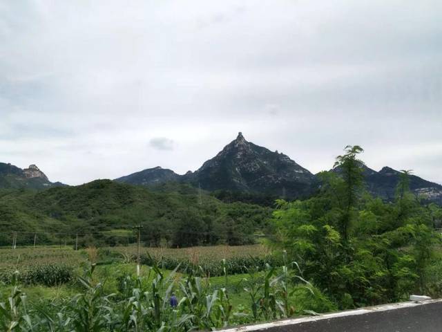 平山第二大支流河——卸甲河风光