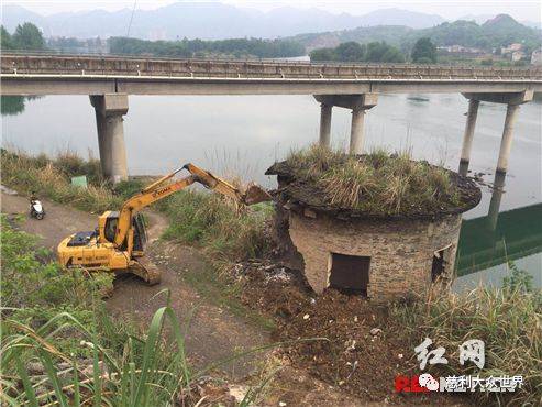 对蒋家坪电灌站进行拆除北岗四组垃圾堆放处清理筑墙后红网时刻慈利7