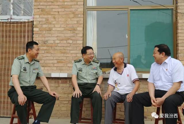 【时政】临汾市委常委,军分区政委王振富在汾西县讲党课并走访慰问
