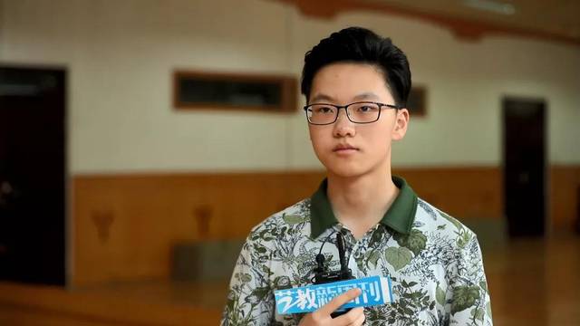 乐器流氓一夜爆红!杭州唢呐老师说:唢呐成网