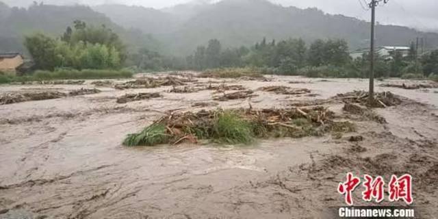 腾冲市猴桥镇gdp有多少_云南 持续几天的降雨,使得腾冲219户房屋受损 1人失踪