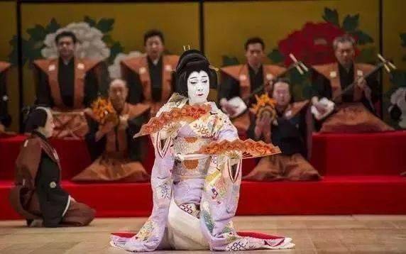 全男役与全女役——极具特色的日本舞台演出
