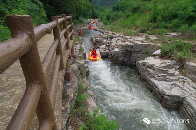 栈道位于九仙山龙潭大峡谷与双龙峡之间,连接九仙山和双龙峡两大景区