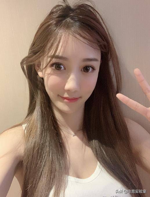 LOL人妻南波儿遭奚落,直播间怒怼网友:生孩子