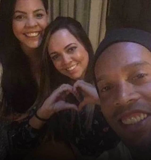 足球精灵小罗一夫二妻生活曝光!球迷:处理后宫事务他是天才!