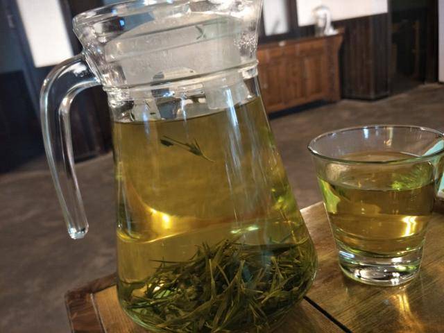 尿酸高的人能不能喝茶?专家有话说