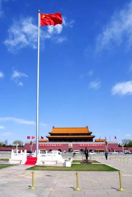绿土公益丨爱心捐助,为青海孤儿孩子圆一个遥远的天安门看升旗梦想