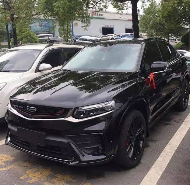 吉利最美的一辆车"黑武士"涂装太帅气,5分钟就全卖光了!