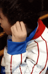 正惊gif:美女踢瓶盖摄影师却遭秧,疯人派书法传人这样