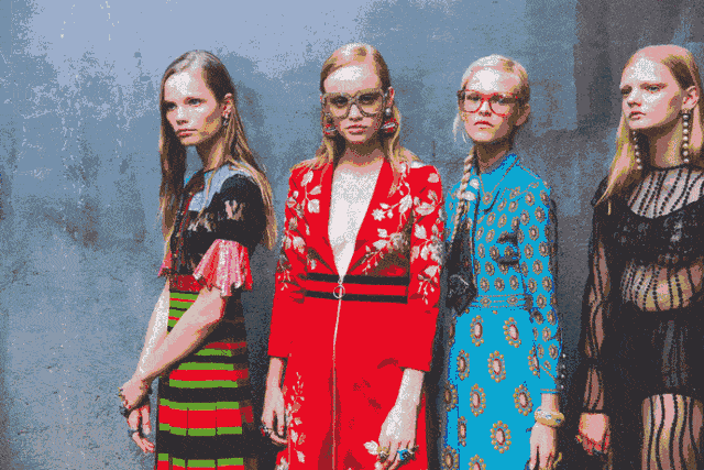 曼妮芬全场 7.19折(袜子免费送) 韩彩满全场 5-8折,满298技 50