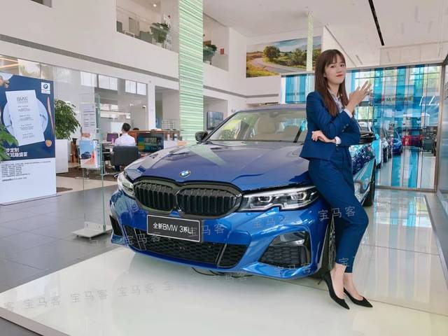 全国宝马4s店花评选进展,都说宝马4s美女多,看了照片你就知道.