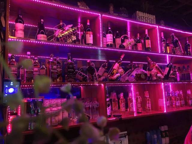 掌上叙永优选 ▍编辑:小胖纸 广告 扬武坊牌坊酒吧套餐叙永酒杯 平台
