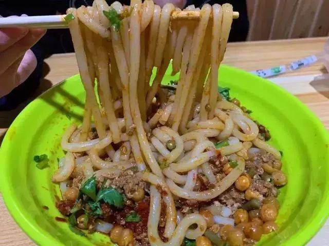 划重点!终极测评乌鲁木齐18家史上最全米粉档案,快快收藏!