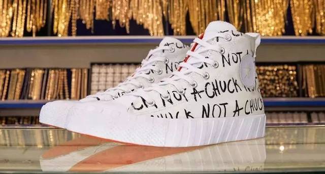 匡威官方版“变色龙”?