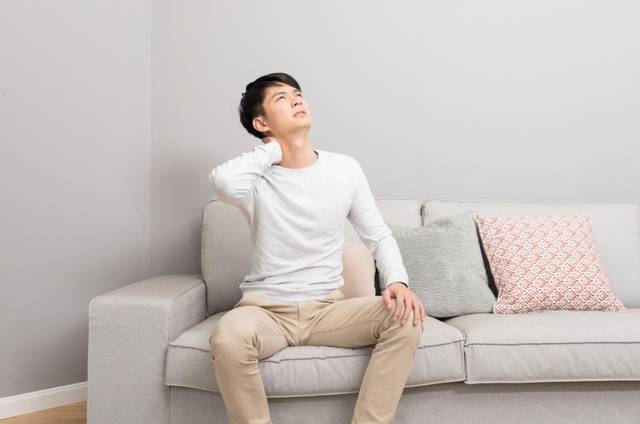 经常落枕是什么原因?预防落枕需注意这几点+