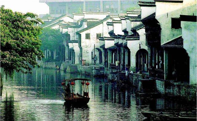 苏州经济发达但人文科技都落后!是外地人太多