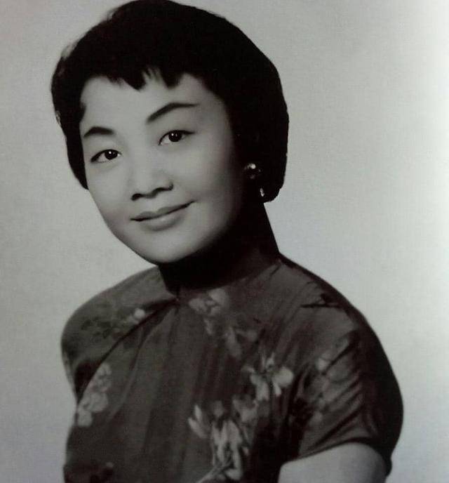 《玫瑰玫瑰我爱你》原唱姚莉离世享年96岁,与