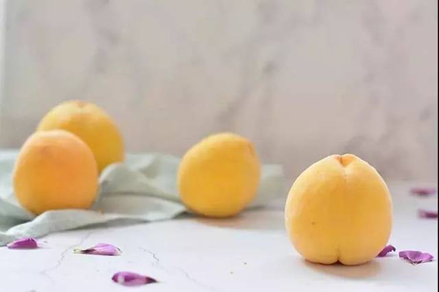 【新鲜上市】正是沂蒙黄桃成熟时--黄金蜜桃