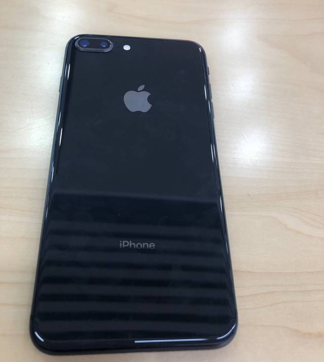 2000元网购一台iphone8plus,使用几天就后悔了!