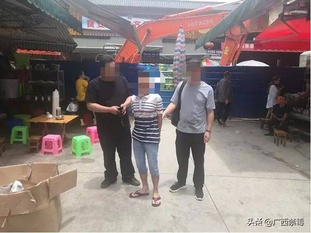 南丹:警方破获两起毒品案件,抓获涉毒嫌疑人16人