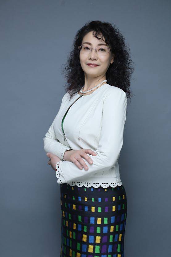巩纯秀 教授