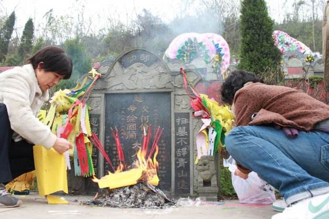 关于下葬,你需要注意的这些事