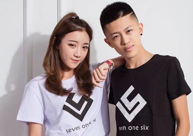 快手人气最新排行:散打哥垫底,小伊伊仅第四,第一坐稳人气王!